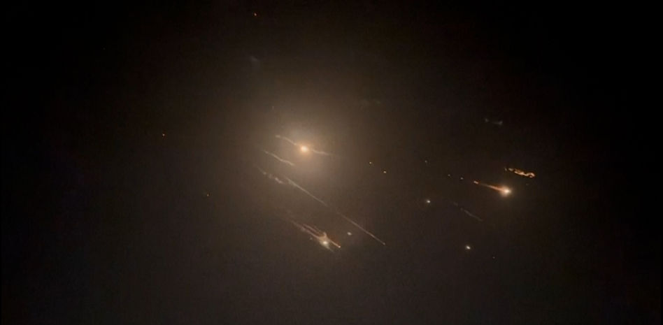 Israel neutraliza el ataque con la ayuda de EE.UU., que le pide una respuesta meditada