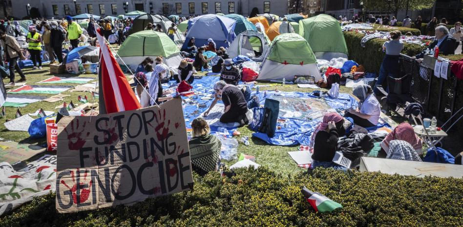 Las protestas por Gaza se extienden en las universidades de EE.UU. a pesar de las detenciones masivas