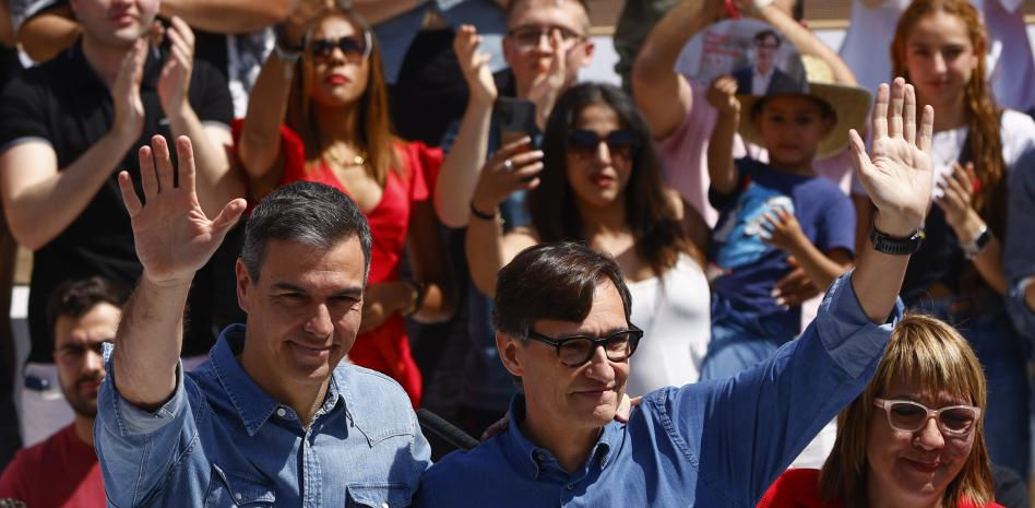 Sánchez pide una victoria amplia contra “la parálisis” y para “gestionar la convivencia” en Catalunya