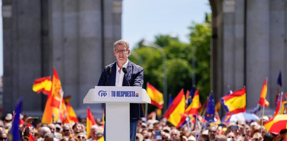 El PP calienta la campaña europea al son de Milei: “Viva la libertad, carajo”