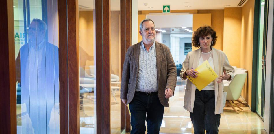 La consulta barcelonesa para entrar en el gobierno municipal desata la tensión en ERC