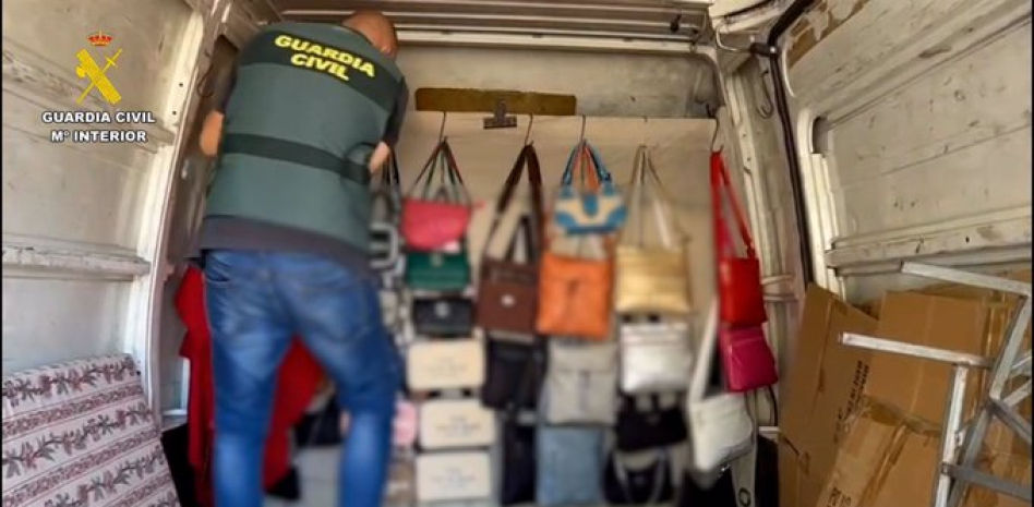 Confiscados 58.000 productos falsificados valorados en 22 millones en Tenerife