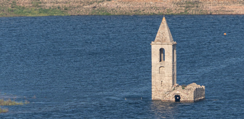 Sau se erige en el pantano salvador