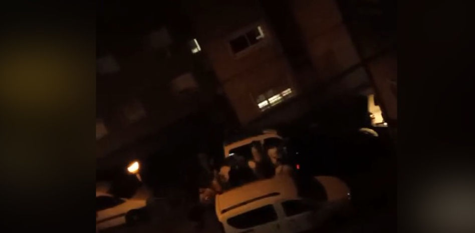 Un hombre abre fuego con un fusil de asalto y mata dos personas en un barrio de Girona