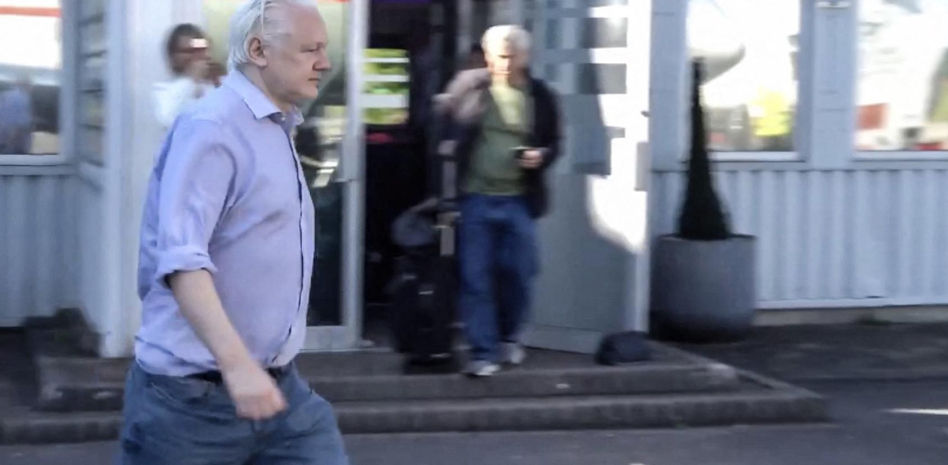 Julian Assange recupera la libertad a cambio de declararse culpable y cierra el pleito con EE.UU.