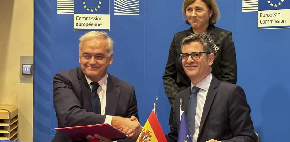 Los dos principales partidos se reparten los 20 vocales y dejan fuera a la cuota catalana y vasca