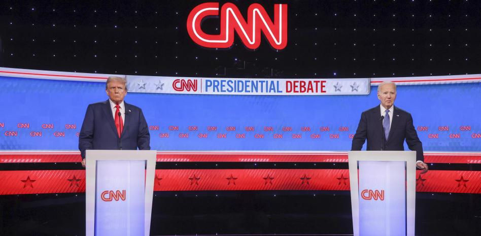 Trump arrolla a un Biden confuso y torpe en su primer debate en la CNN