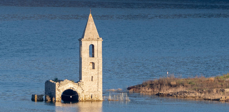 El aumento de caudal del pantano de Sau se para