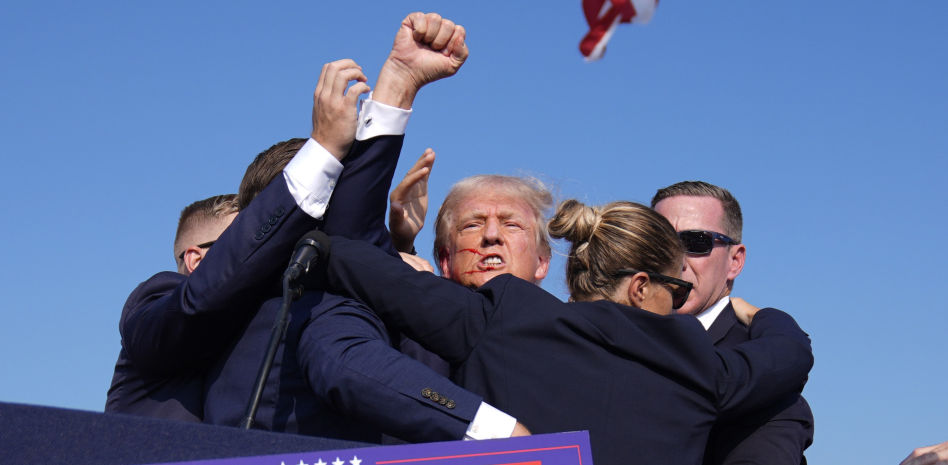 Donald Trump reaparece públicamente en Milwaukee tras el intento de magnicidio