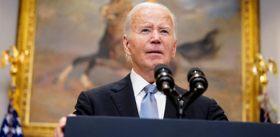 La candidatura de Biden se tambalea y podría abandonar este fin de semana