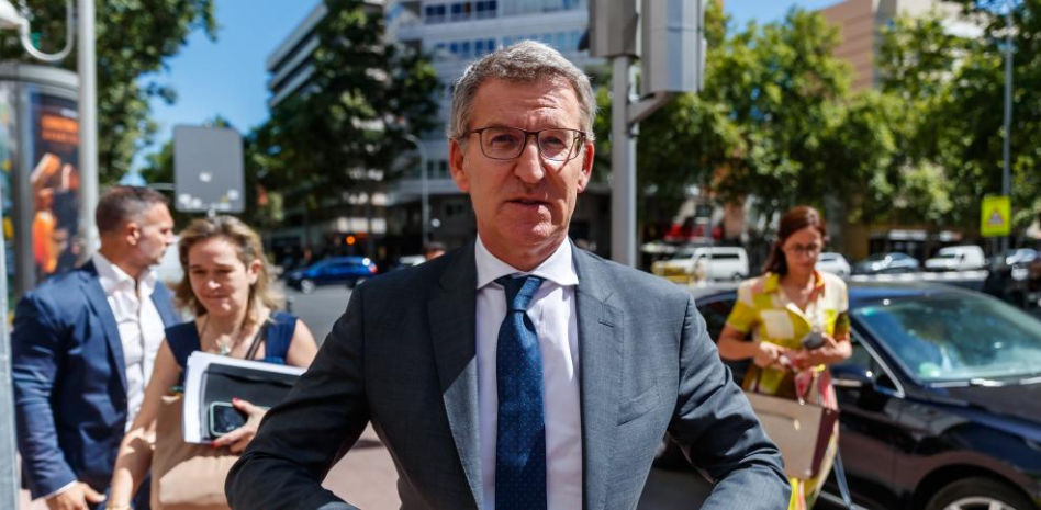 Feijóo exige a Sánchez que escriba la “tercera carta” y presente su dimisión