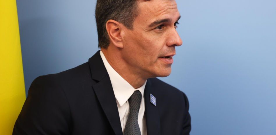 Sánchez responde al juez Peinado que hará su declaración por escrito