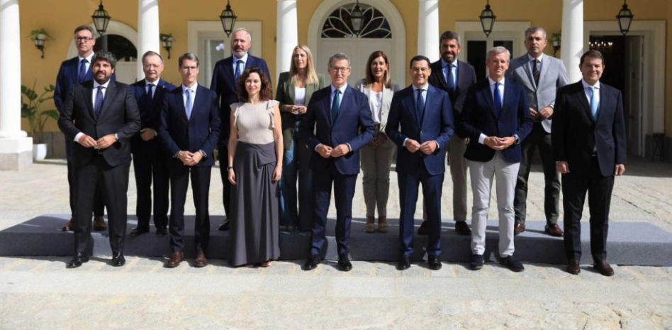 Feijóo alinea a sus barones para que no negocien la financiación uno a uno