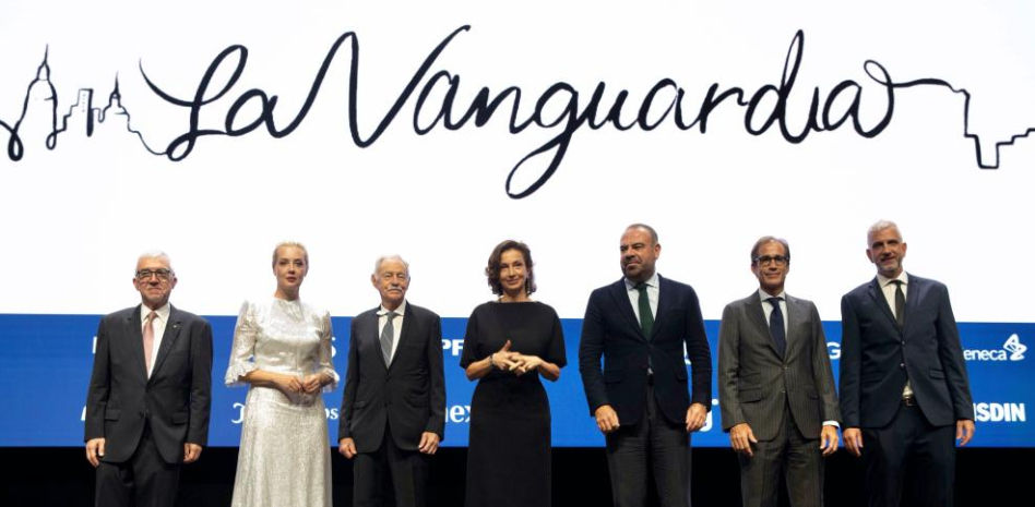 Un reflejo humano de prestigio: los galardonados en los Premios Vanguardia 2024