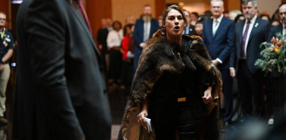 Gritos contra Carlos III en Australia: “¡Tú no eres nuestro rey!”