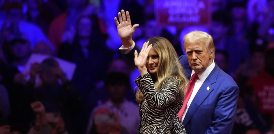 Trump se da un baño de masas en Nueva York en el mitin más despiadado de su campaña