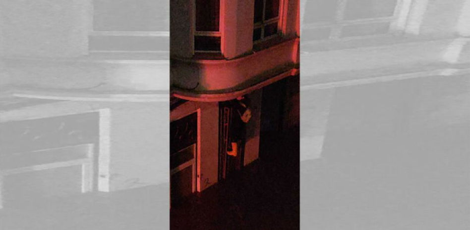 Así rescató Daniel, un subinspector fuera de servicio, a dos vecinas en Benetússer con cuerdas de sábanas y cortinas