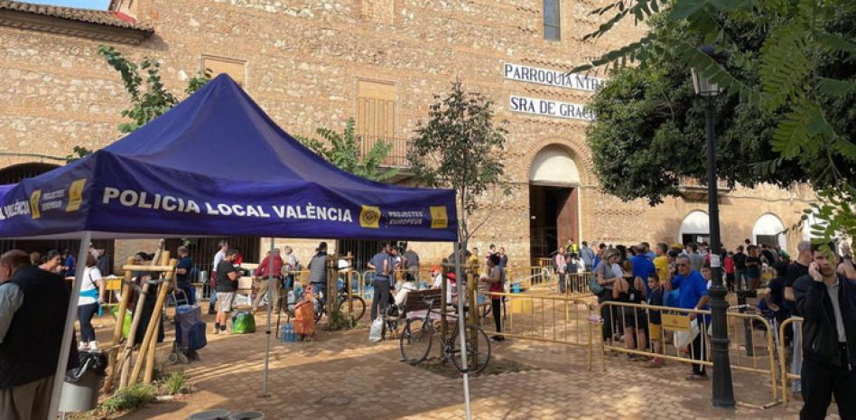 València habilita un punto de encuentro de voluntarios en la pedanía de La Torre
