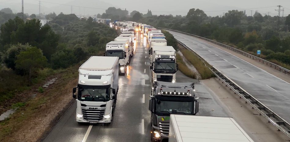 Los Mossos levantan los cortes en las carreteras por las restricciones por la DANA en Tarragona