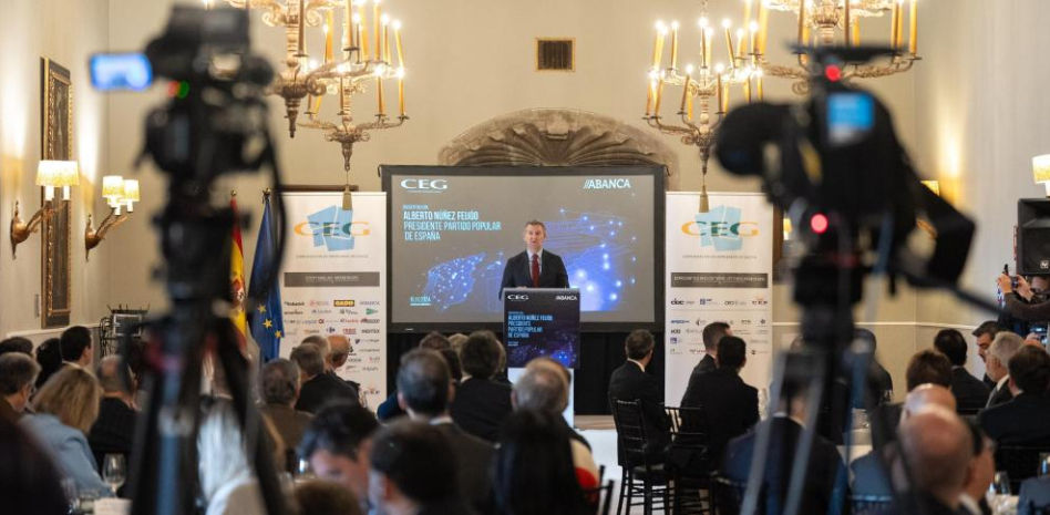 Feijóo se muestra seguro del compromiso de Mazón ante una “durísima reconstrucción”