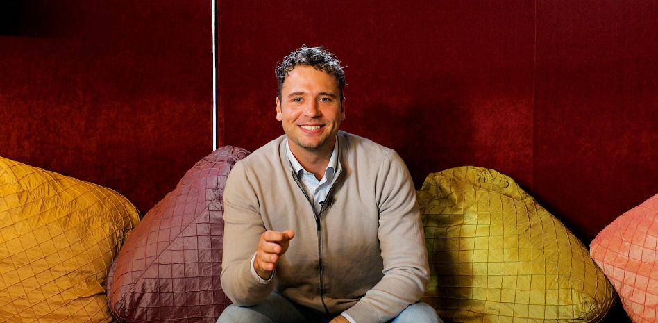 "Una placa solar ahorra dinero; aumenta el valor de tu casa y la vida del planeta”