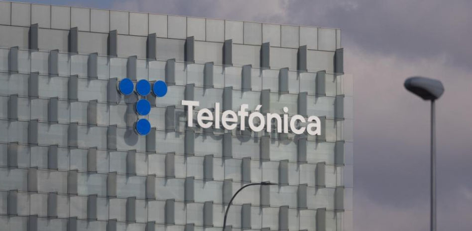 El Gobierno autoriza que la saudí STC alcance un 9,97% de Telefónica