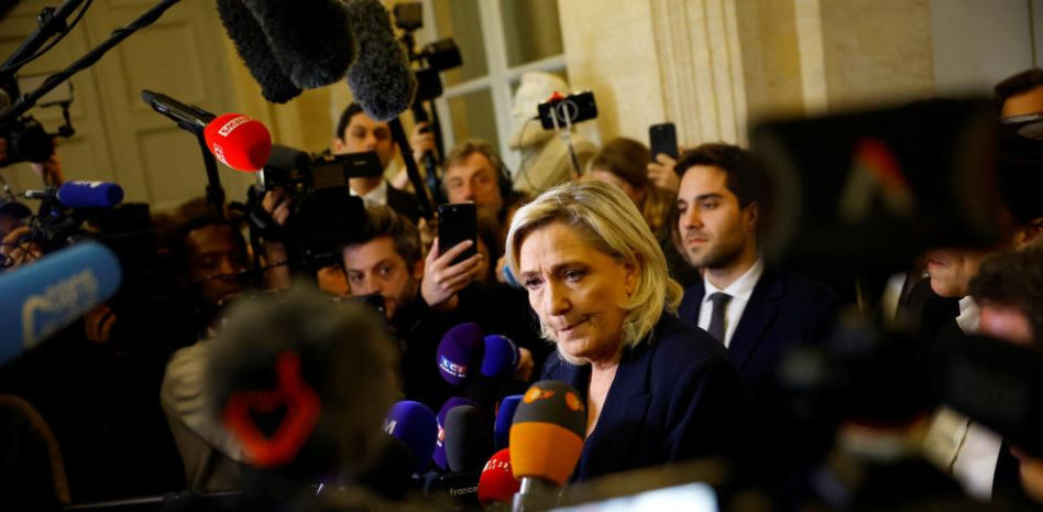 Francia se muestra ingobernable