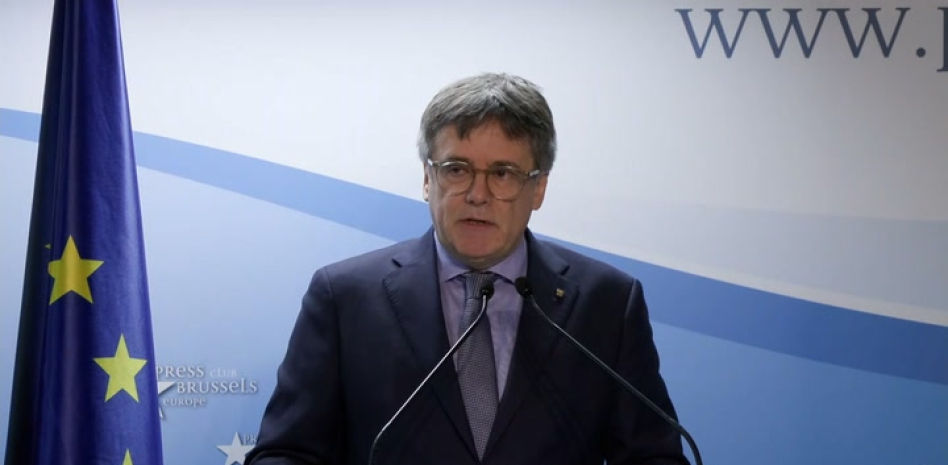 Puigdemont pide a Sánchez que se someta a una cuestión de confianza en el Congreso