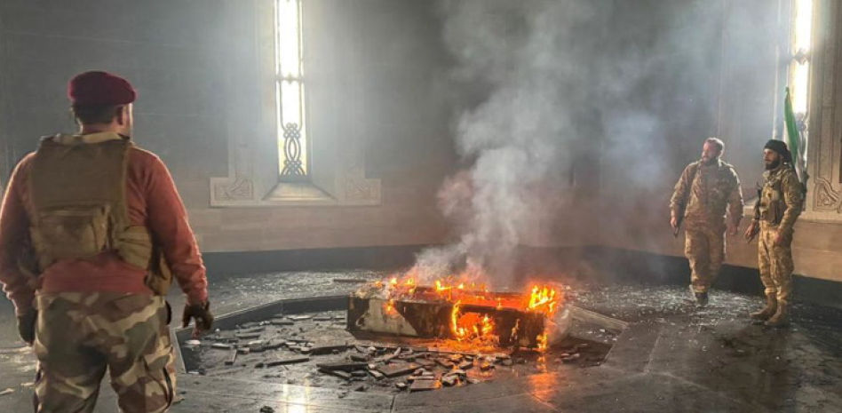 Palacios saqueados y mercados abiertos en Siria