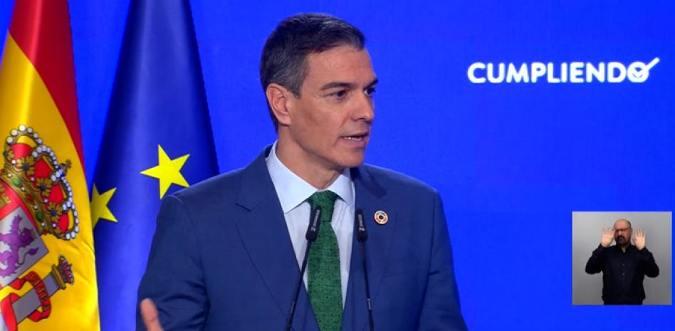 Sánchez ve un “éxito” de la amnistía los acuerdos del PP y Junts