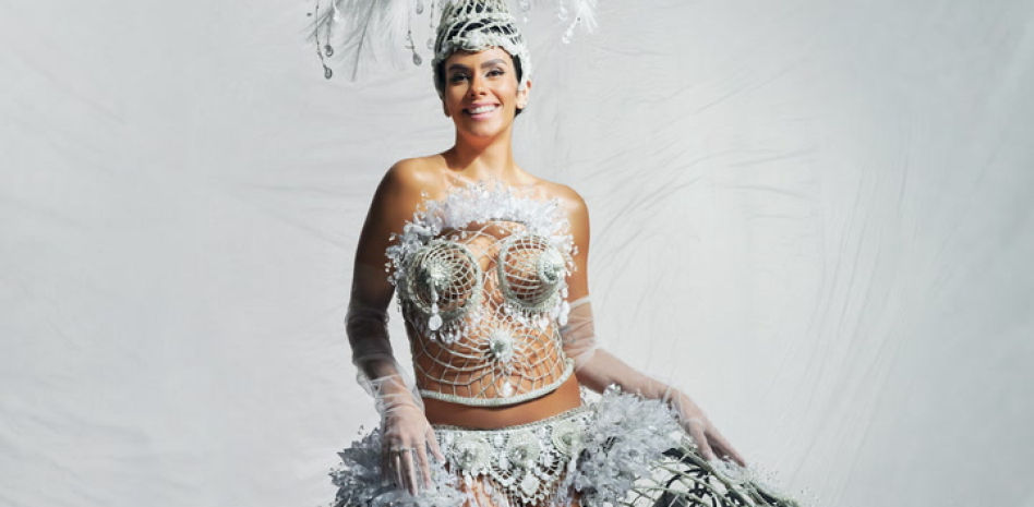 Así es el vestido de Cristina Pedroche en las campanadas: creado con su leche materna