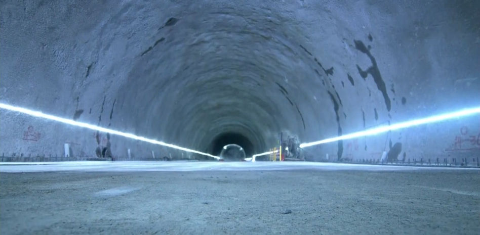 China completa la construcción del túnel de autopista más largo del mundo