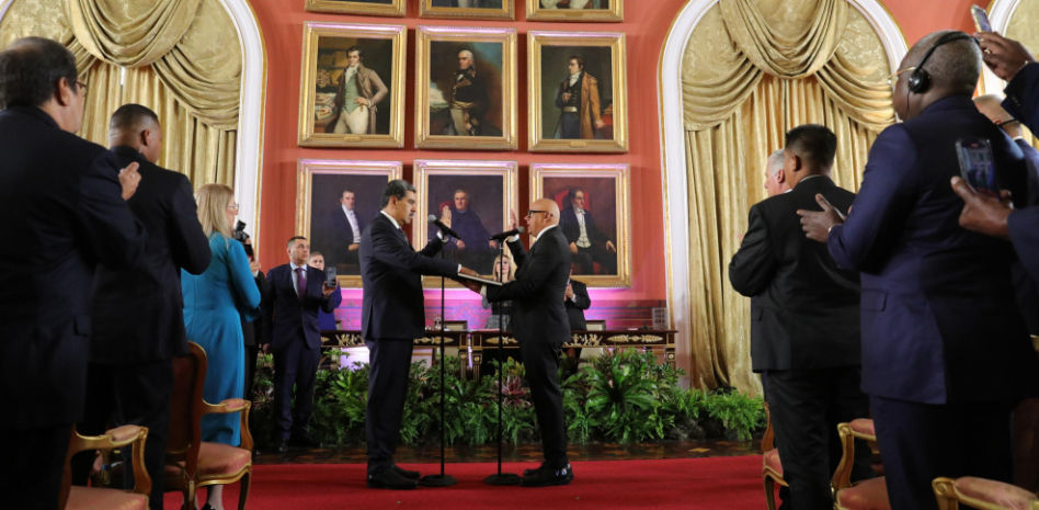 Maduro es investido ante el rechazo internacional y Edmundo González espera su momento