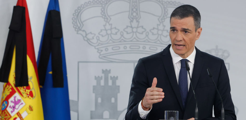 Sánchez anuncia que España cumplirá este año el objetivo de invertir el 2% del PIB en Defensa