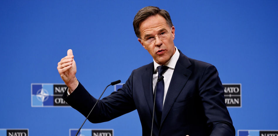 La OTAN deja la puerta abierta a derribar aviones rusos en caso de amenaza directa