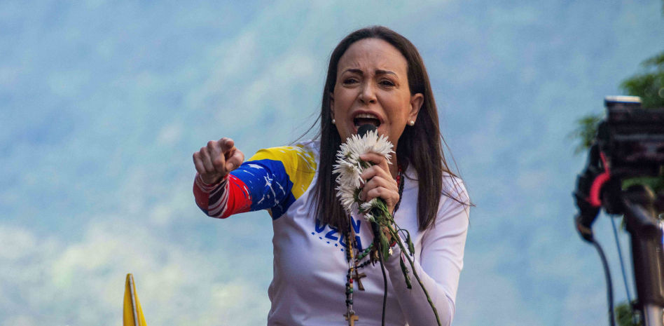 Bruselas pide incluir a Machado y González en la transición venezolana