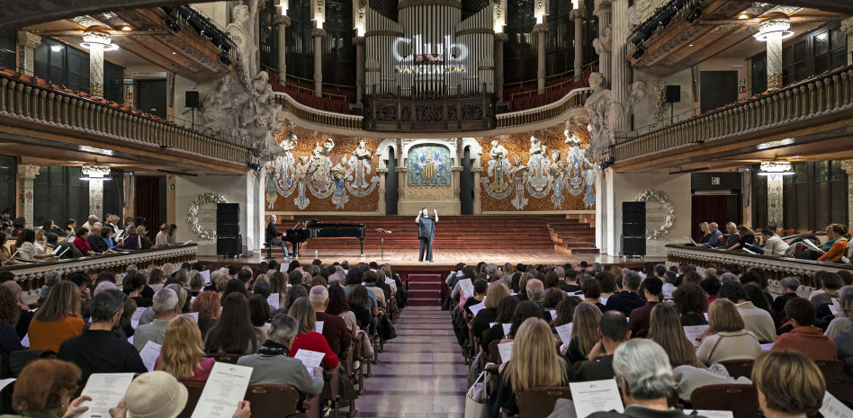 Socios del Club llenan con su voz la sala de conciertos del Palau de la Música Catalana