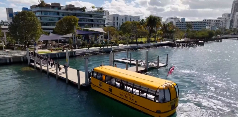 Miami y Miami Beach estrenan un taxi acuático gratuito para aliviar el tráfico