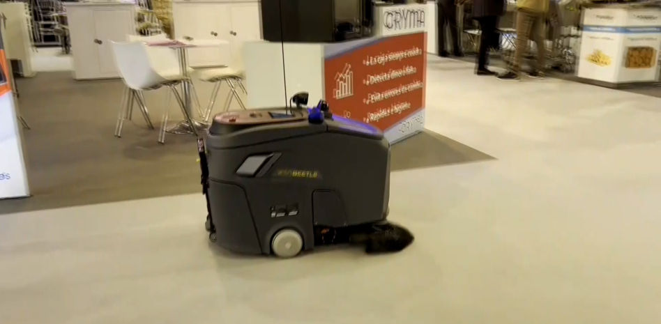 Capaces de fregar 400 metros con solo dos litros de agua: así son los nuevos robots limpiadores