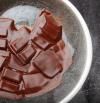 Cómo derretir chocolate en el microondas