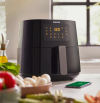 Con esta airfryer XL de Philips podrás cocinar para toda la familia de forma más sana, rica… y económica