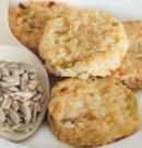 Receta vegetariana: minihamburguesas de arroz y pipas de girasol