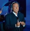 Julio Iglesias, Don Omar y Anuel AA, víctimas del mayor robo de 'royalties' jamás visto en YouTube