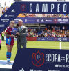 María León recibe el MVP como la mejor jugadora de la final de la Copa de la Reina