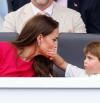 Las mejores fotos del príncipe Louis en el Jubileo de la reina Isabel II: consejos para no perder la paciencia a la hora de la crianza