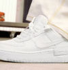 10 sneakers que vuelan: Nike AirForce 1, Adidas Campus y más con hasta un 64% de descuento