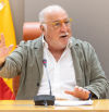 Pere Navarro, director de la DGT, explica cómo comprobar si una baliza V-16 está homologada: “Es algo parecido a cuando miras si te ha tocado la lotería”