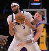 Los Lakers vencen a los Mavericks en el regreso de Anthony Davis a Los Ángeles