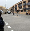 Empieza el desalojo de pisos ocupados en la calle Santiago Rusiñol de Les Borges Blanques