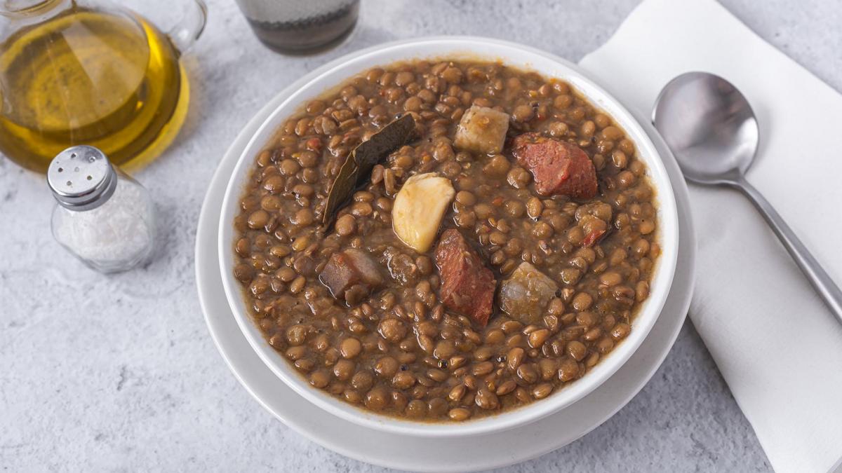 Prueba esta sabrosa y rapidísima receta de lentejas estofadas en Thermomix